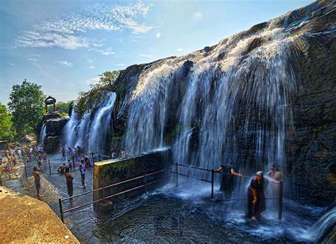 Thirparappu Falls